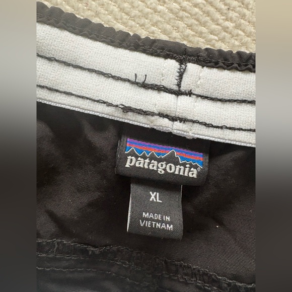 Women’s Patagonia Athletic Shorts Never Worn Black - Picture 4 of 6
